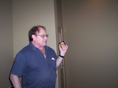 Jim_Henderson_Award_2005 (13K)